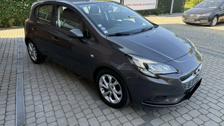 OPEL Corsa -