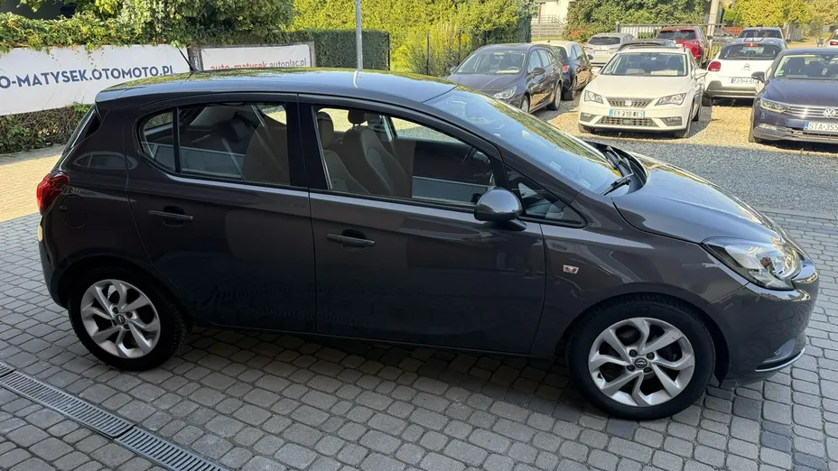 OPEL Corsa -