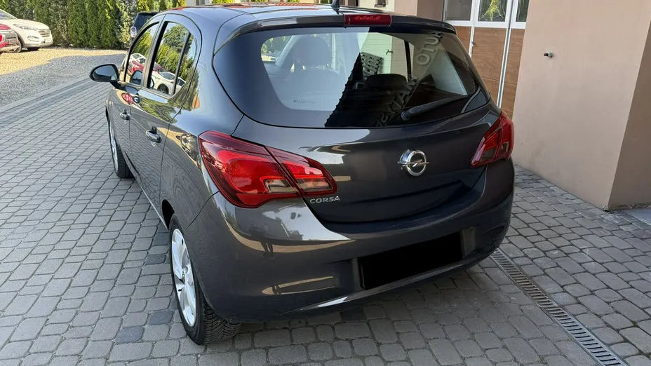 OPEL Corsa -