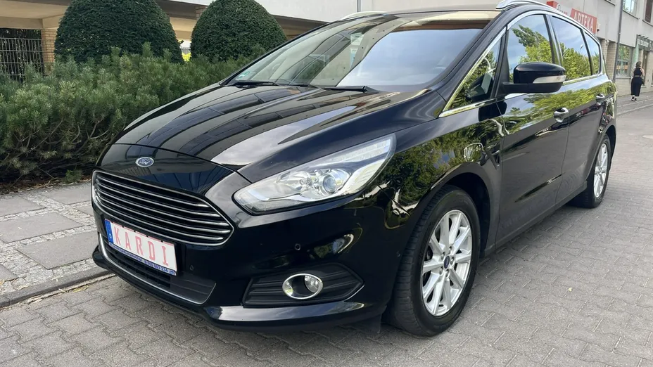 FORD S-MAX -