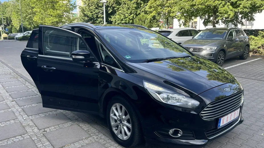 FORD S-MAX -