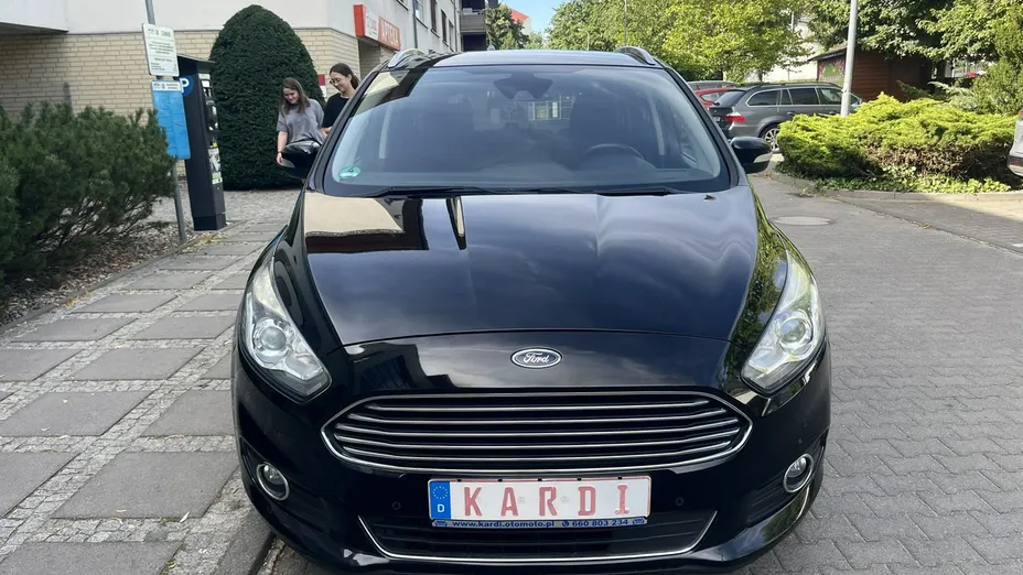 FORD S-MAX -