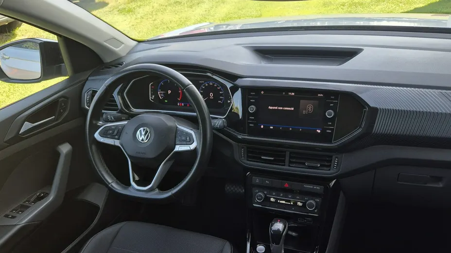 VOLKSWAGEN T-Cross -