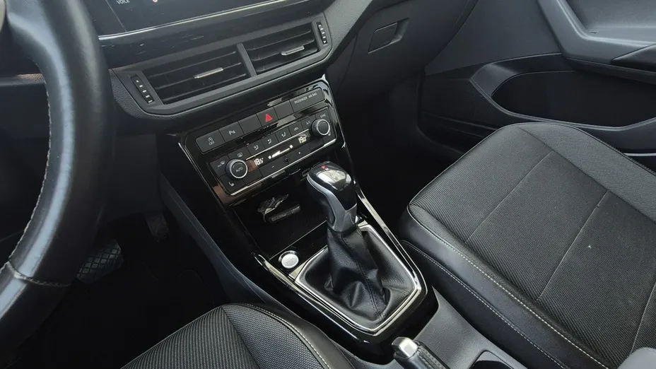 VOLKSWAGEN T-Cross -