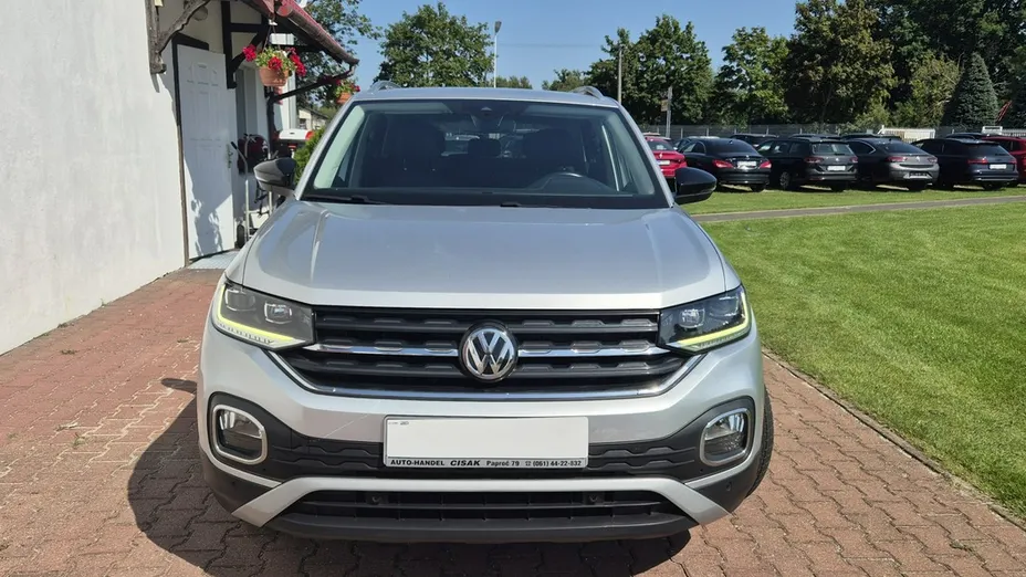 VOLKSWAGEN T-Cross -