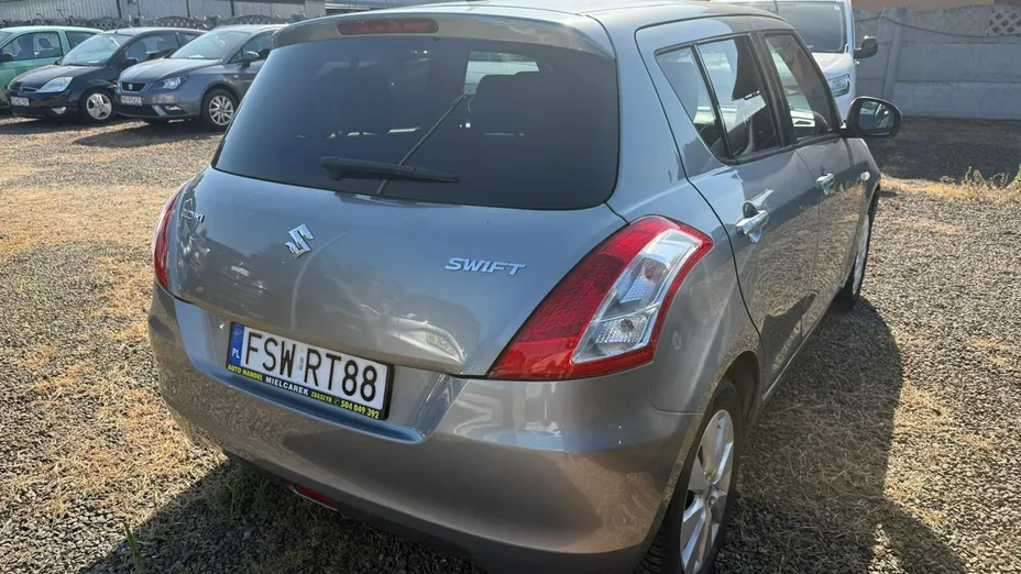SUZUKI Swift -