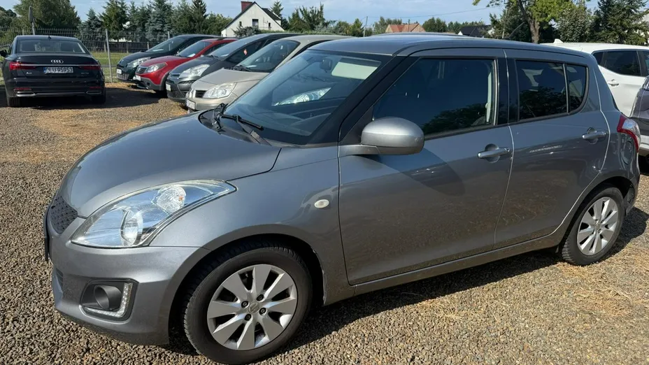 SUZUKI Swift -