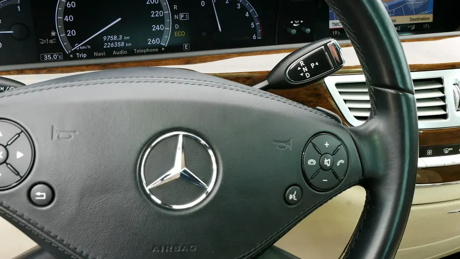 MERCEDES-BENZ S Klasa -