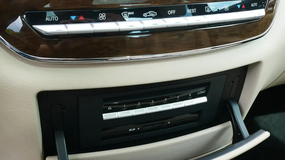 MERCEDES-BENZ S Klasa -