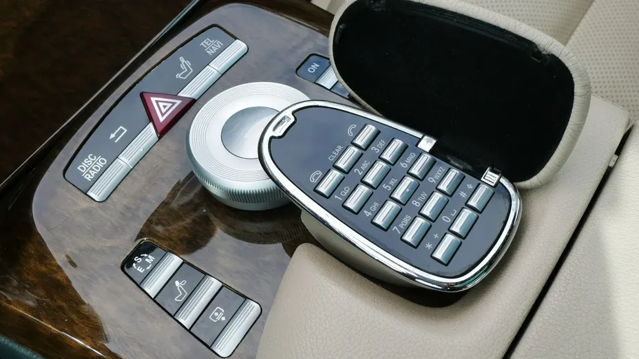 MERCEDES-BENZ S Klasa -