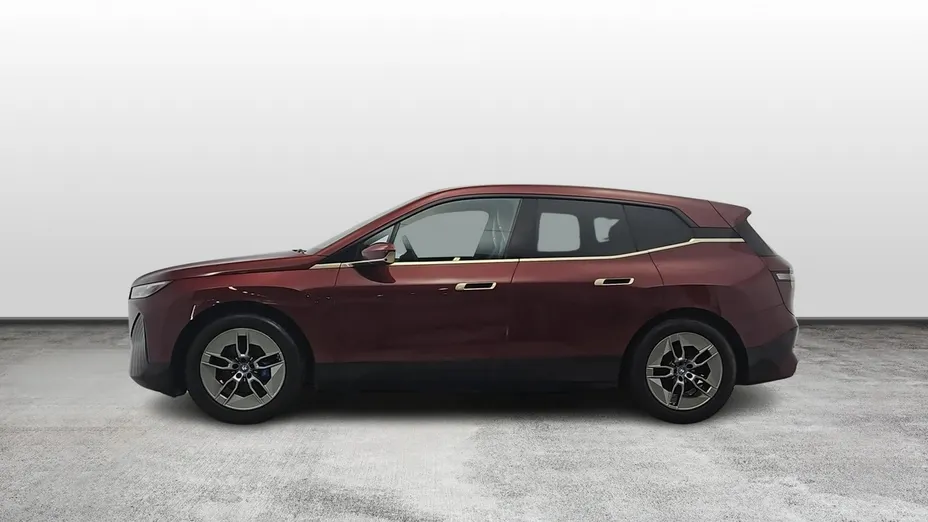 BMW iX -