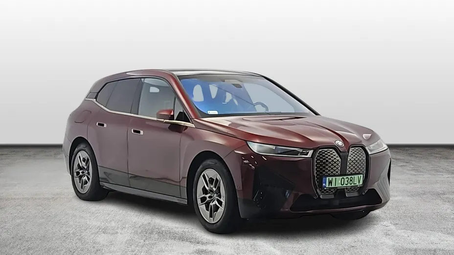 BMW iX -