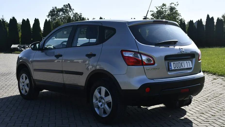 NISSAN Qashqai -