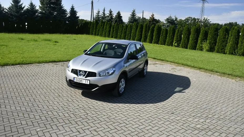 NISSAN Qashqai -