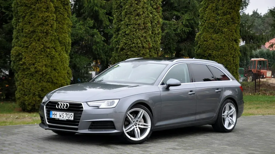 AUDI A4 -