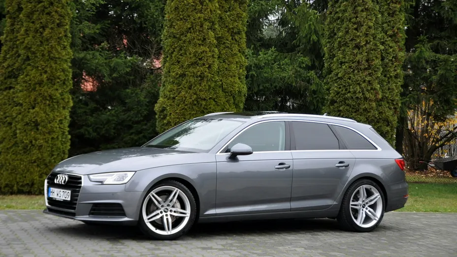 AUDI A4 -