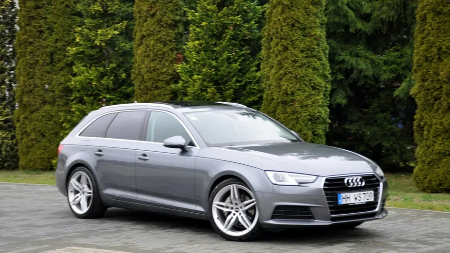 AUDI A4 -