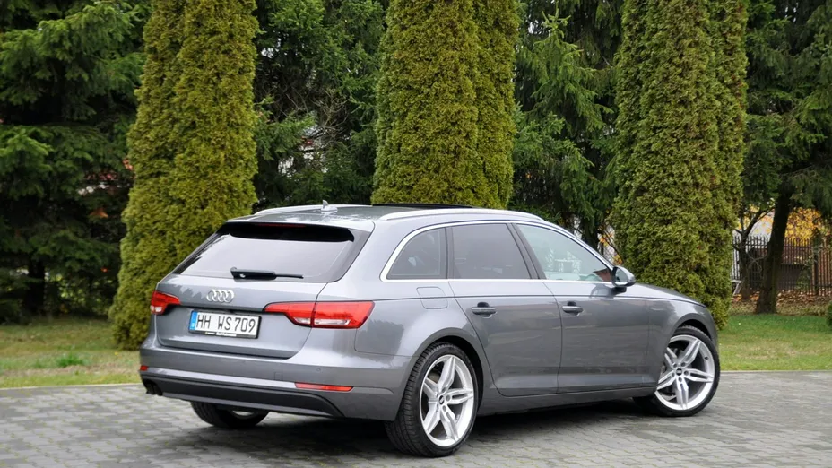 AUDI A4 -