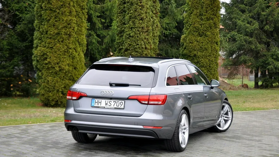 AUDI A4 -