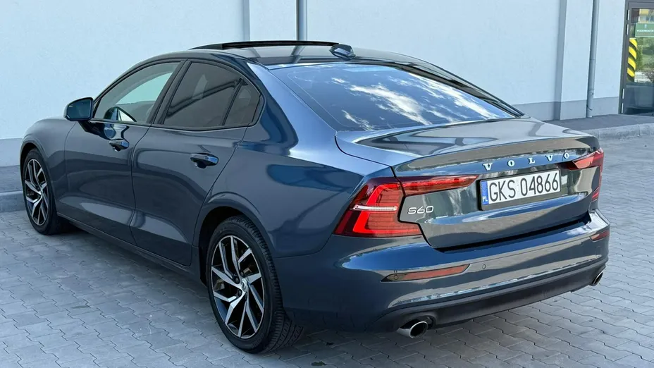 VOLVO S60 -