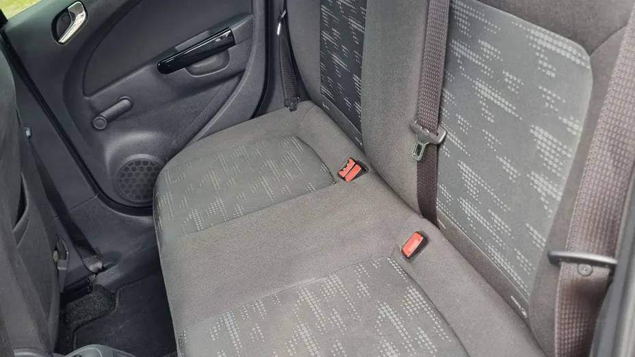 OPEL Corsa -