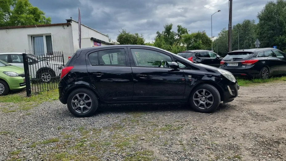 OPEL Corsa -