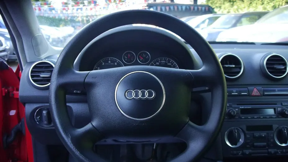 AUDI A3 -