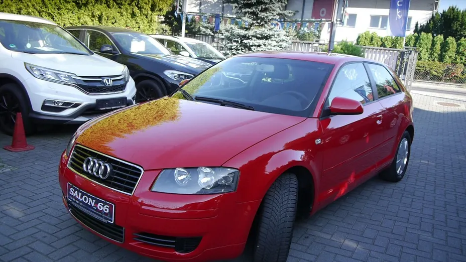 AUDI A3 -