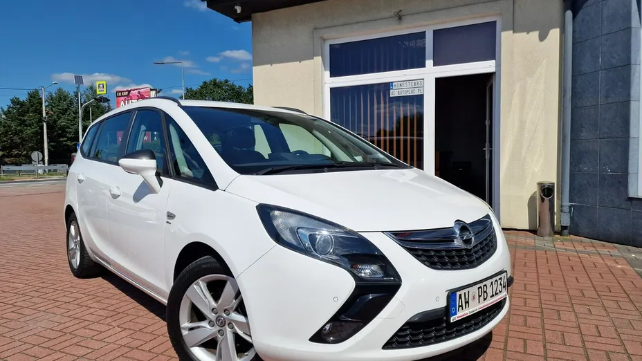 OPEL Zafira -