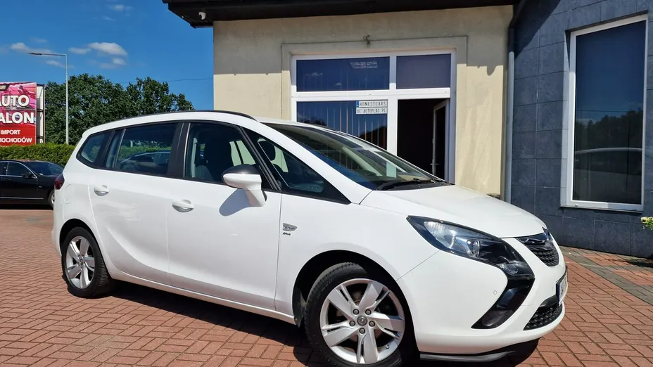 OPEL Zafira -