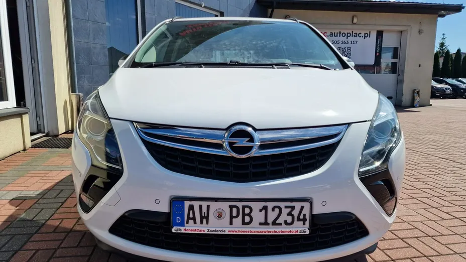 OPEL Zafira -