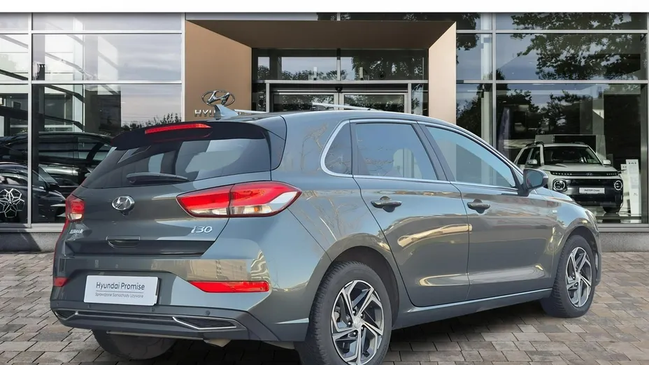 HYUNDAI i30 -