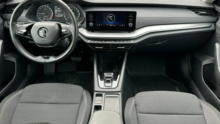 SKODA Octavia -