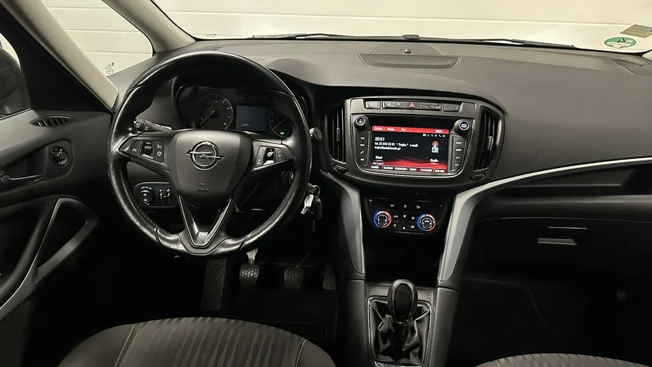 OPEL Zafira -