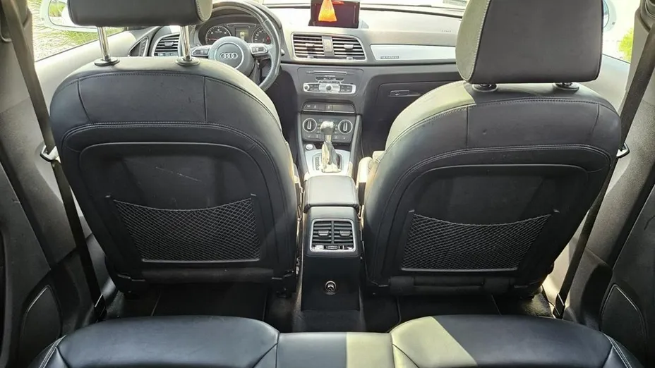 AUDI Q3 -
