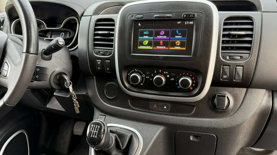 RENAULT Trafic -