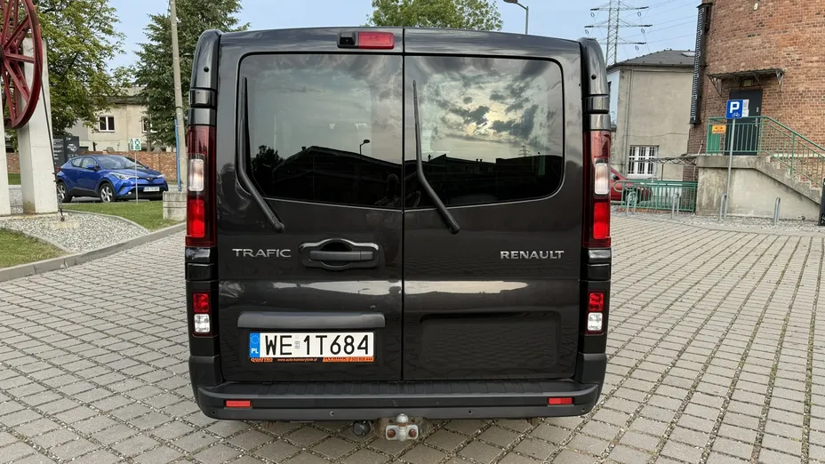 RENAULT Trafic -