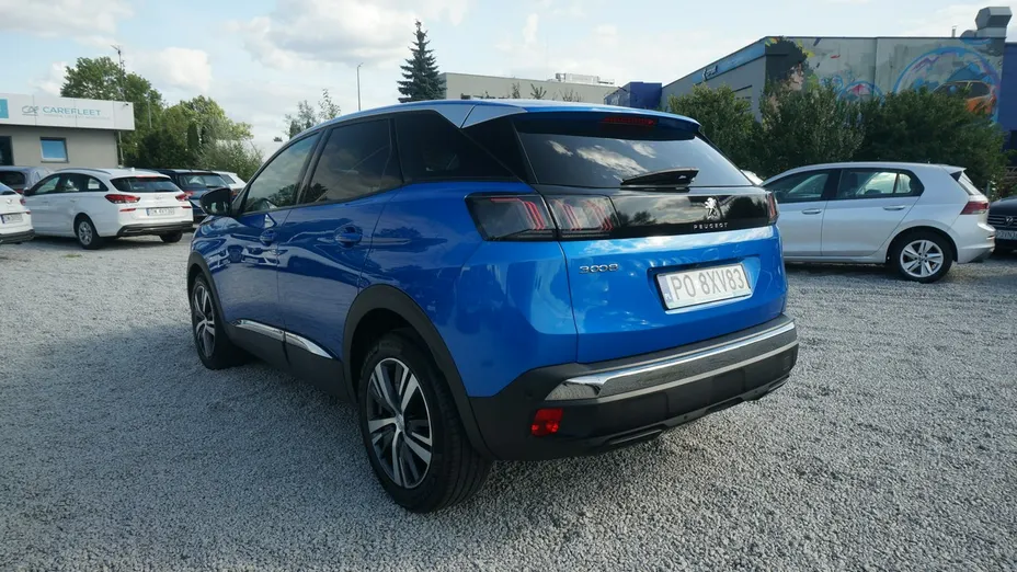 PEUGEOT 3008 -