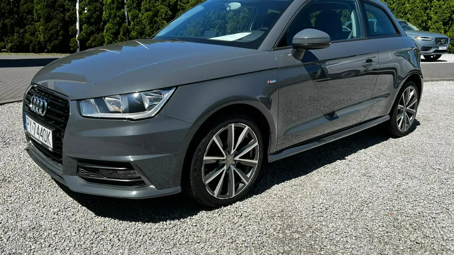 AUDI A1 -