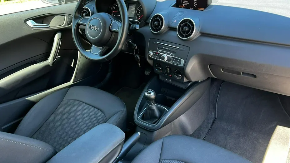 AUDI A1 -