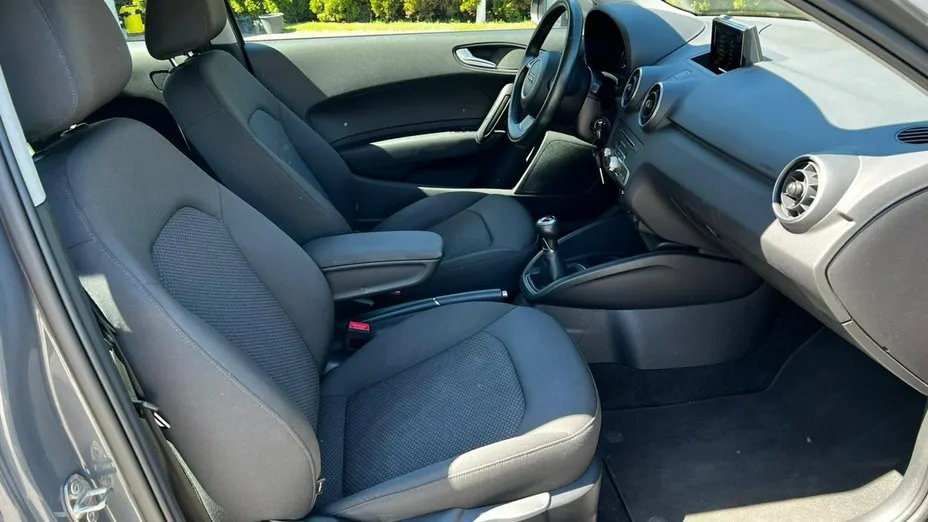 AUDI A1 -