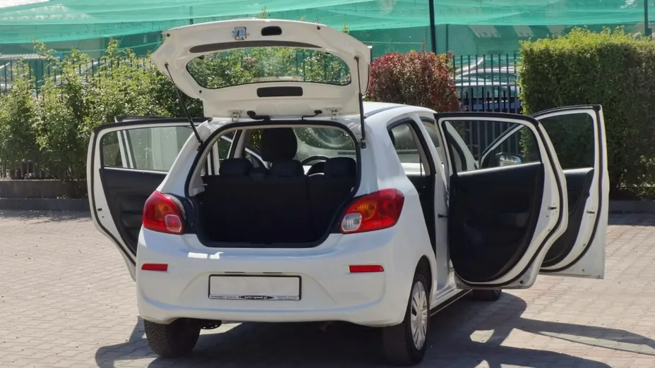 MITSUBISHI Space Star -
