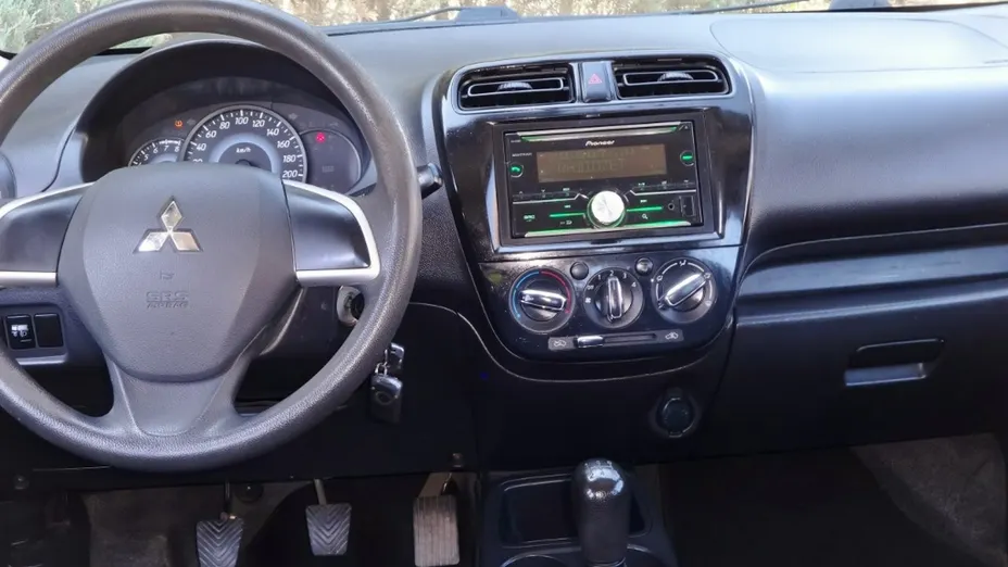 MITSUBISHI Space Star -