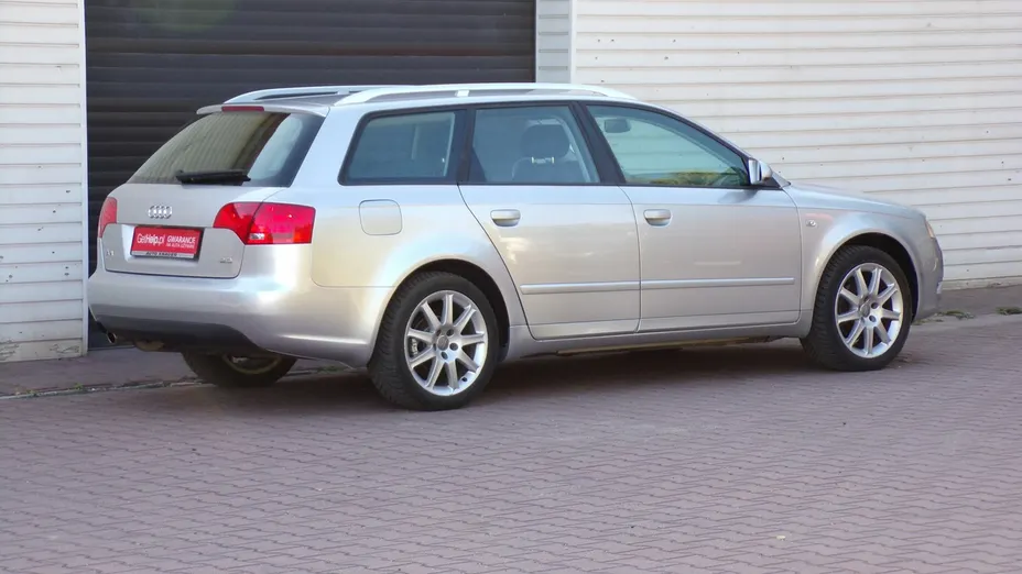 AUDI A4 Avant -