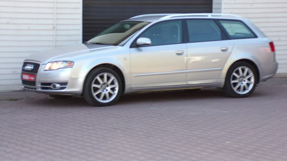 AUDI A4 Avant -