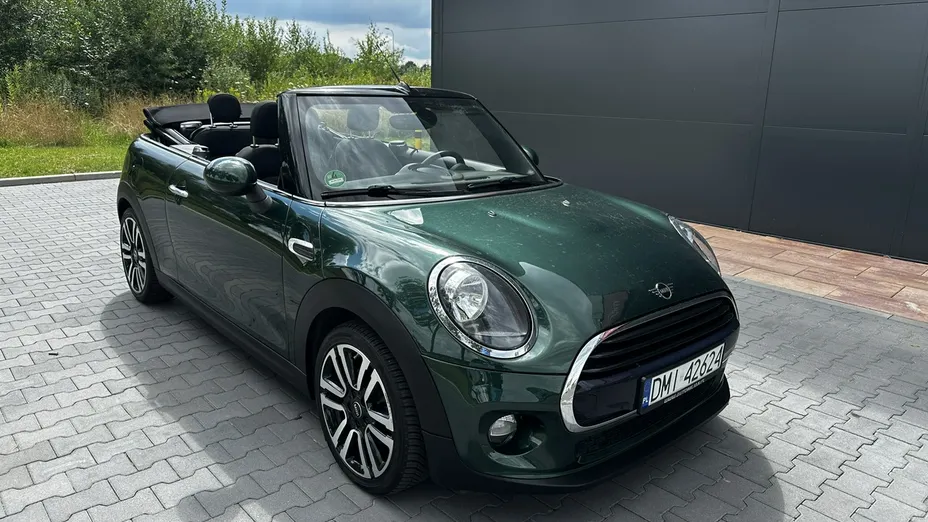 MINI Cabrio -
