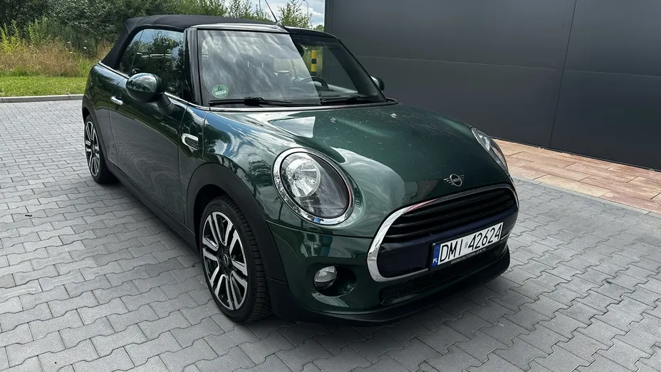 MINI Cabrio -