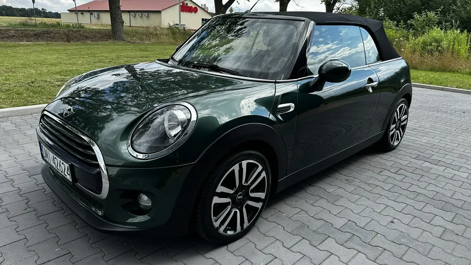 MINI Cabrio -