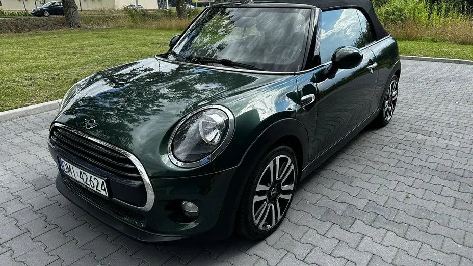 MINI Cabrio -
