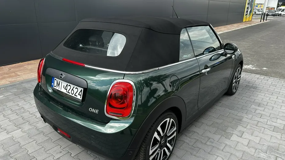 MINI Cabrio -